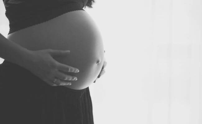 Mindfulness per donne in gravidanza e genitori: percorso integrato MBSR
